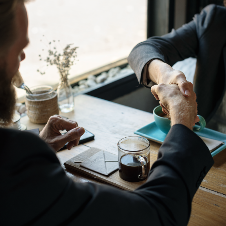 Sınır Ötesi Gayrimenkul İşlemlerinde Yatırımcı Güvenini Nasıl İnşa Ediyoruz