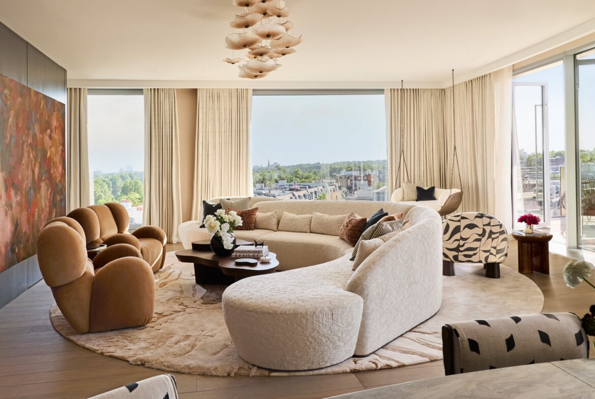 The Bryanston Hyde Park: broşürde gösterilen proje ve örnek konut görseli 05